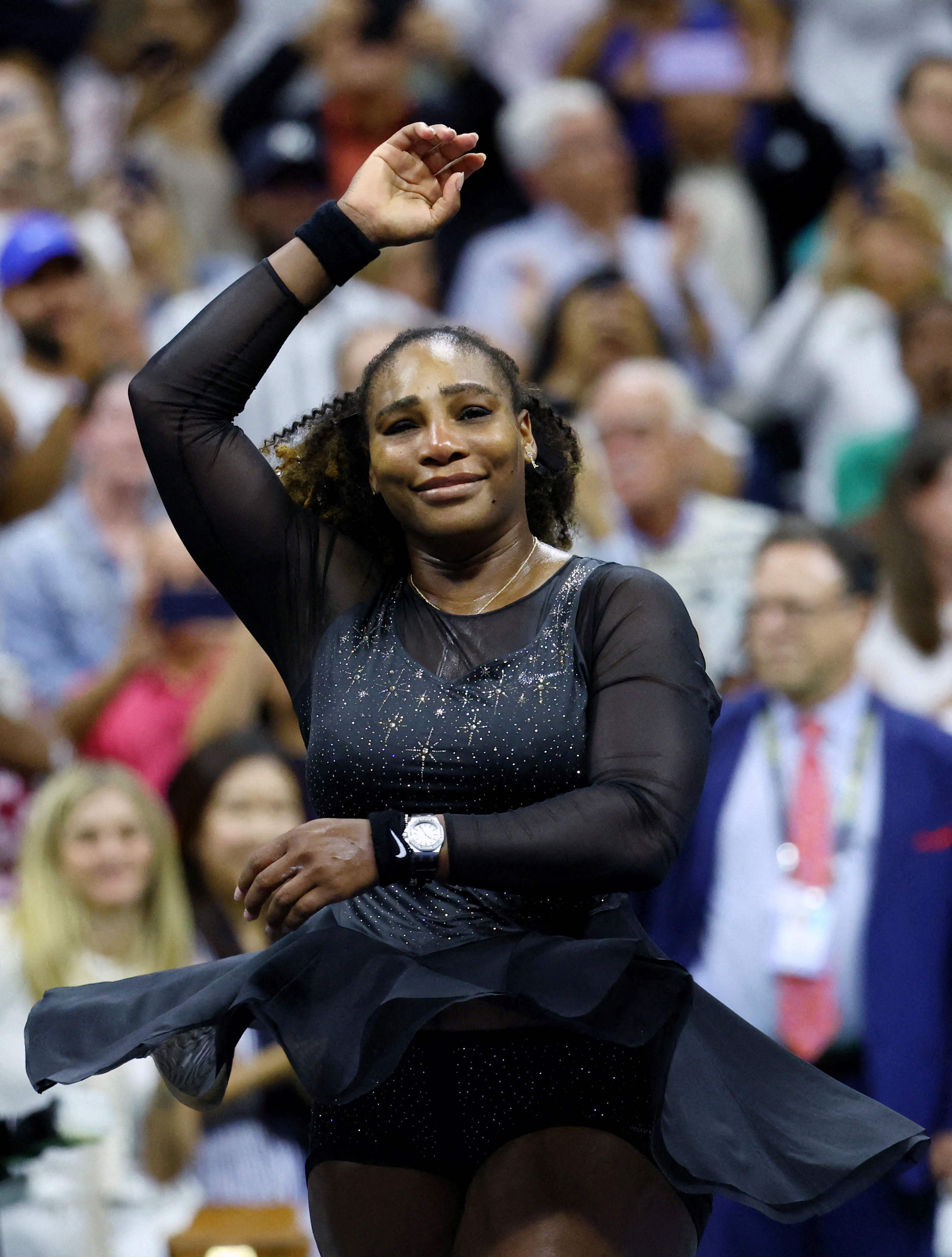 Serena Williams acknowledges the crowd at Flushing Meadows. Photo: Reuters 