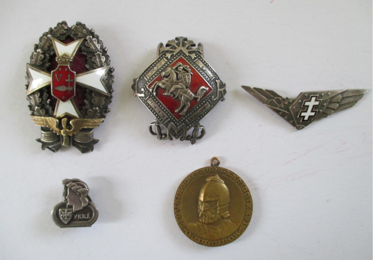 Five Lithuanian Air Force medals were stolen. Photo: NZ Police