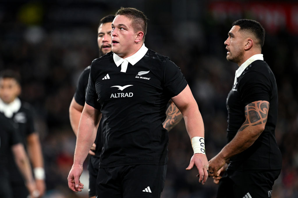 Ethan de Groot (front) is happy to be back in the black jersey. Photo: Getty Images 