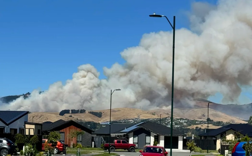 A view of the Port Hills fire about 3.30pm on Wednesday. Photo: Supplied / Kate Simon