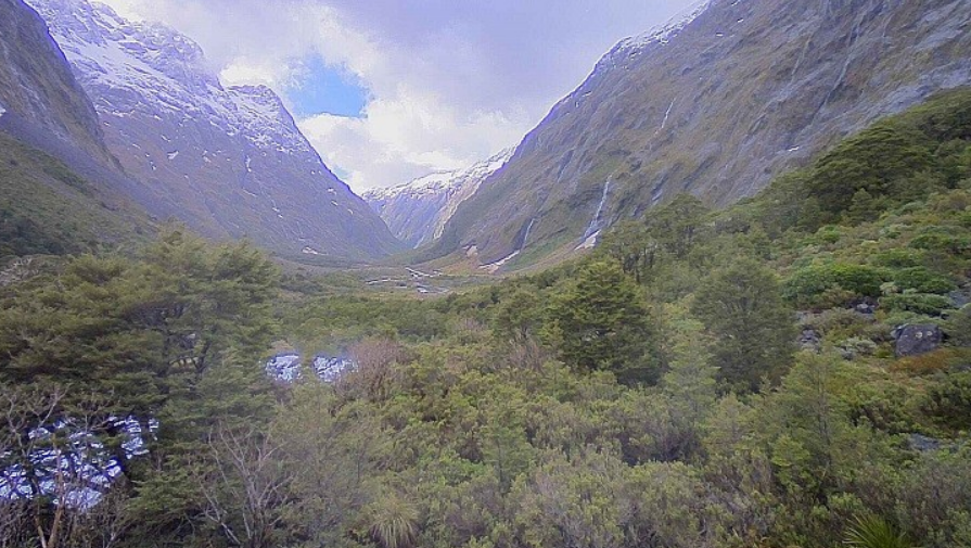 It'll be fine on Friday driving the Milford Road but heavy rain and snow is forecast for the...