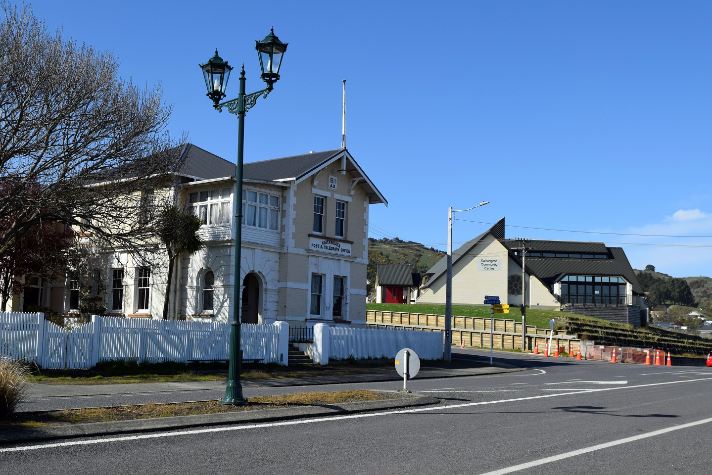 Buildings in Eddystone St include the Kaitangata Post and Telegraph Office building and the...