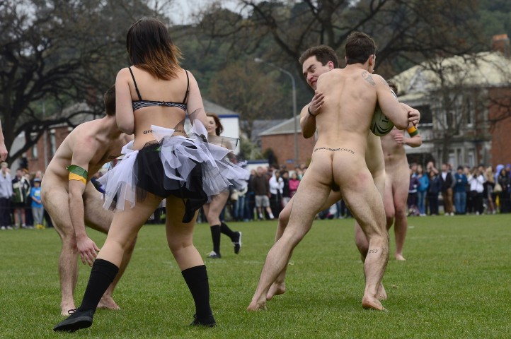 Cool conditions were no deterrent to the Nude Blacks as they took on the Sp...