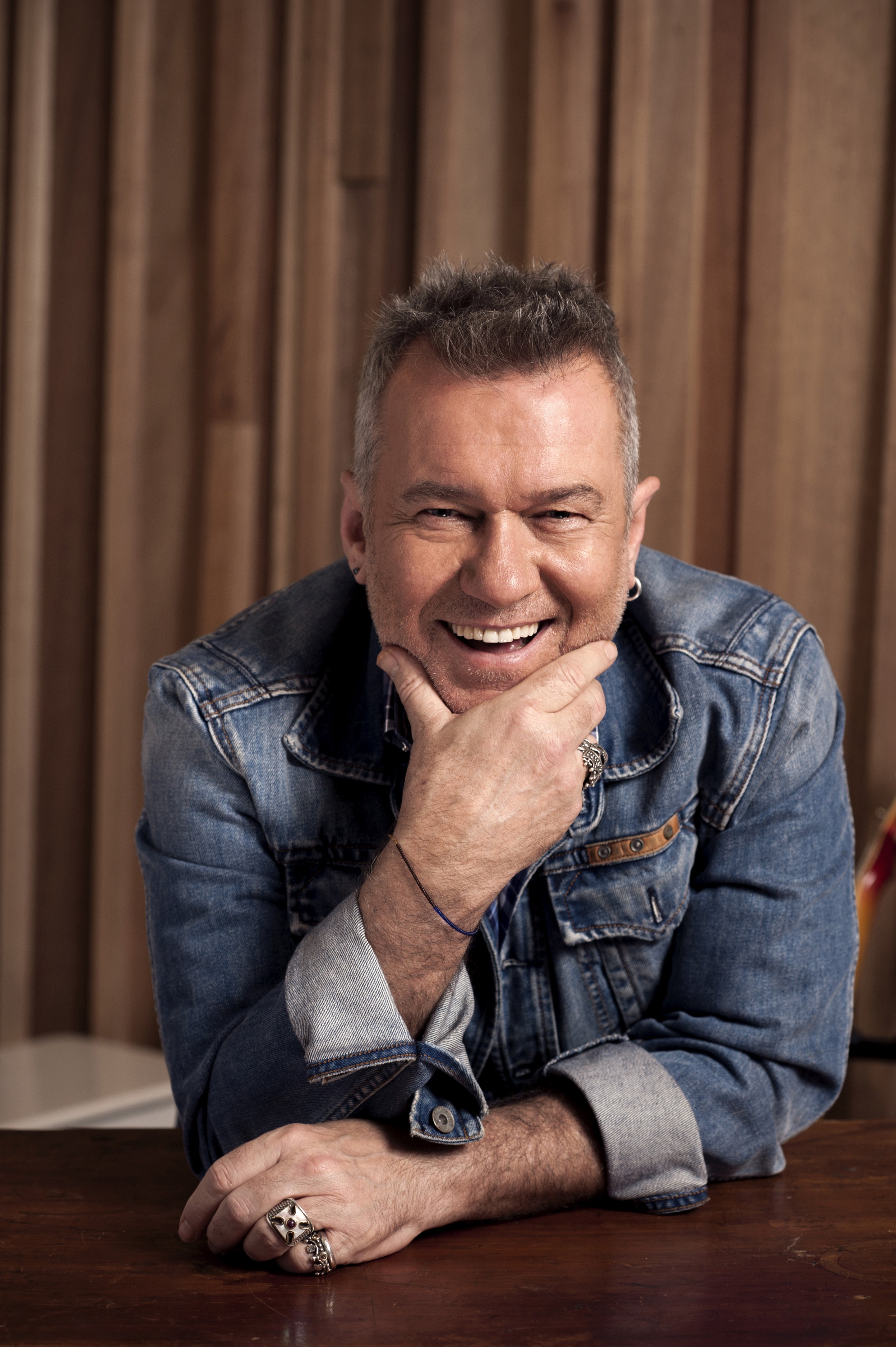 Jimmy barnes. Фото Jimmy Barnes. Jimmy Barnes Flesh and Blood 2021. Jimmy Barnes 2001 - Raw.