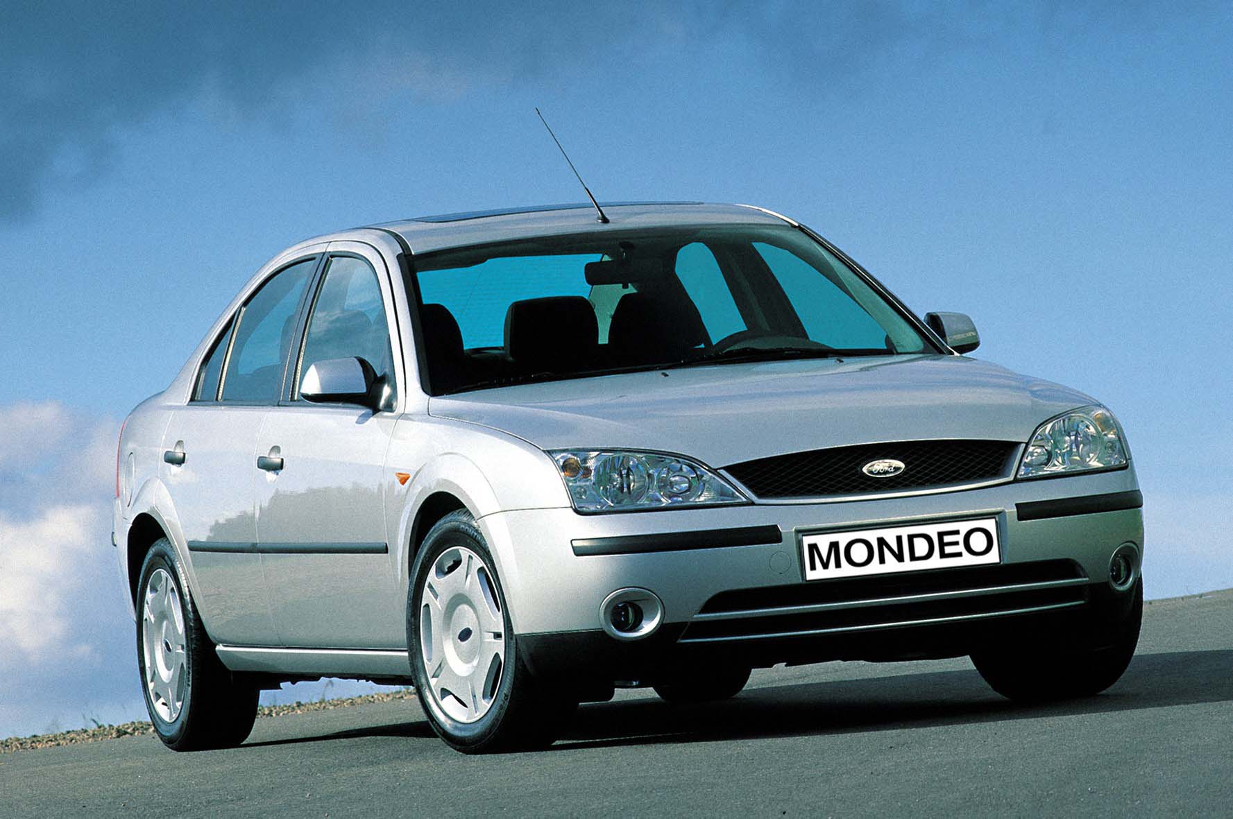 Форд мондео все поколения фото по порядку