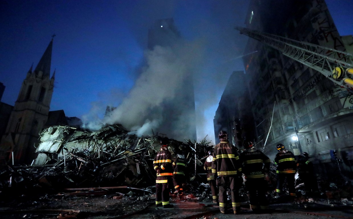 Firefighters at the scene of the collapsed building in downtown Sao Paulo. Photo: Reuters
