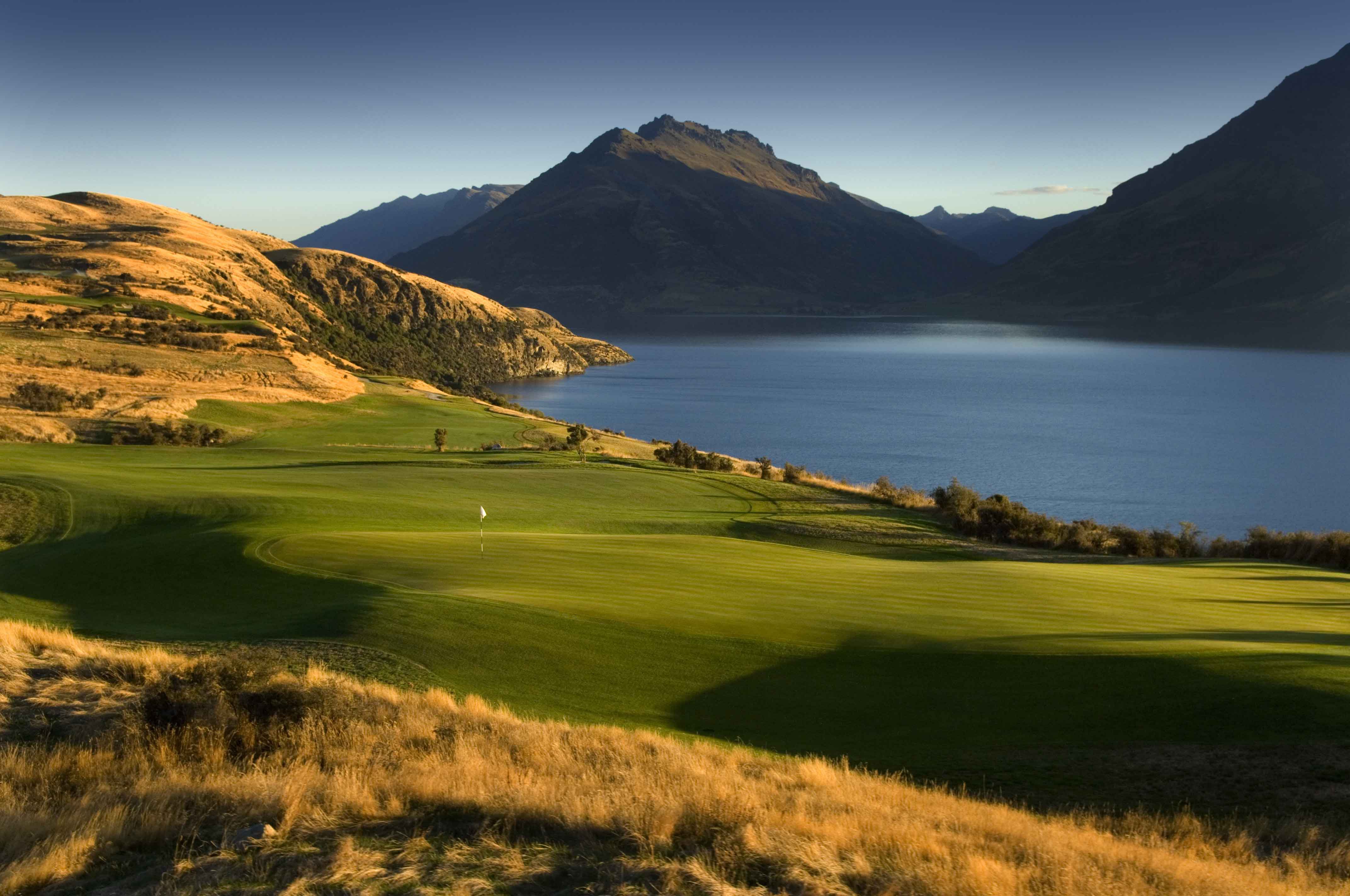 New zealand reading. Отаго новая Зеландия. Квинстаун Отаго. Queenstown New Zealand. Нельсон новая Зеландия.