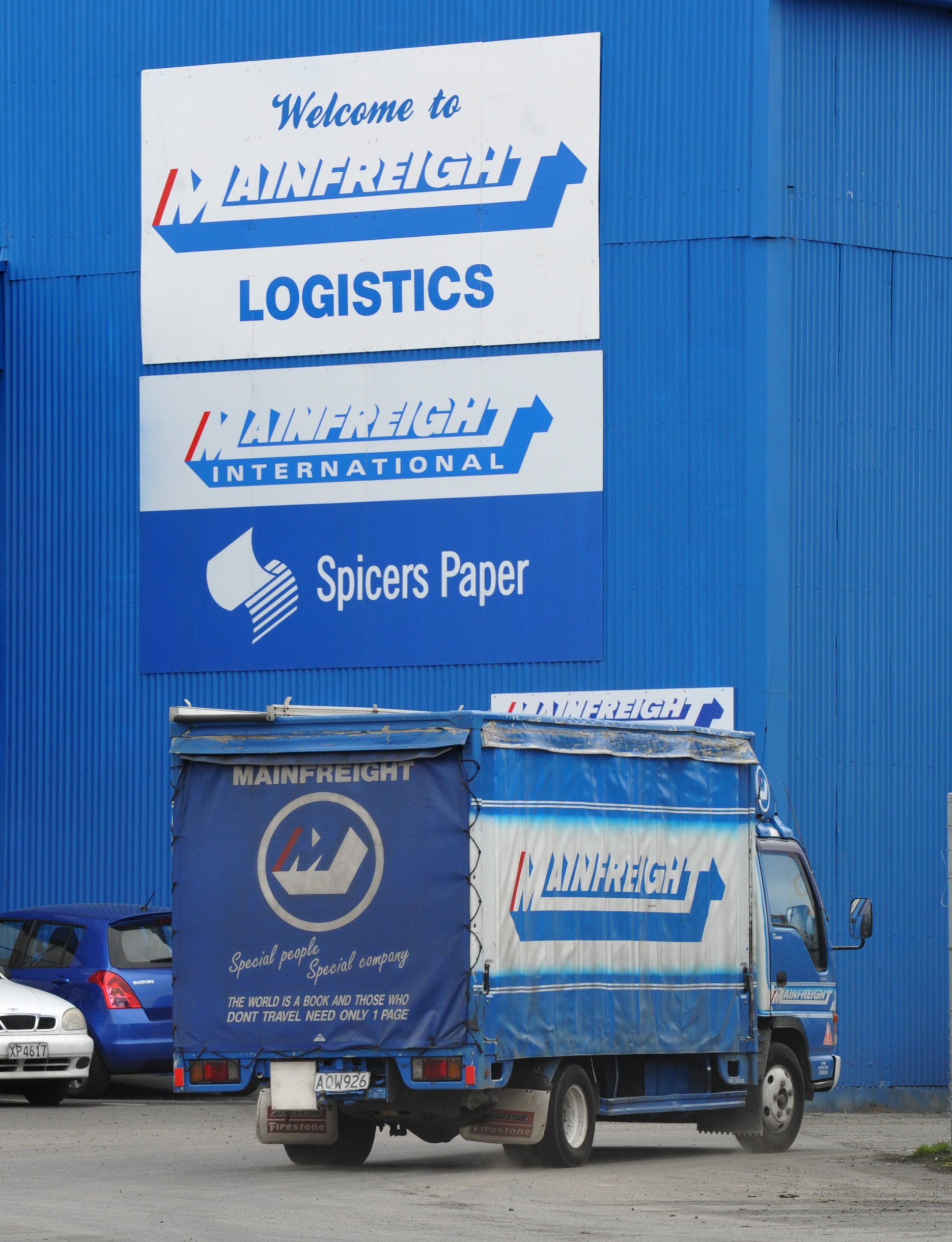 A Mainfreight truck carries out a delivery. PHOTO: GERARD O’BRIEN