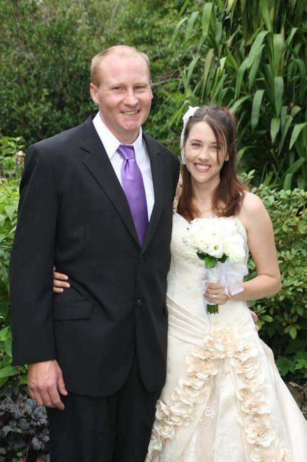 Gareth and Diana Milne on their wedding day in February 2011. Photo / supplied