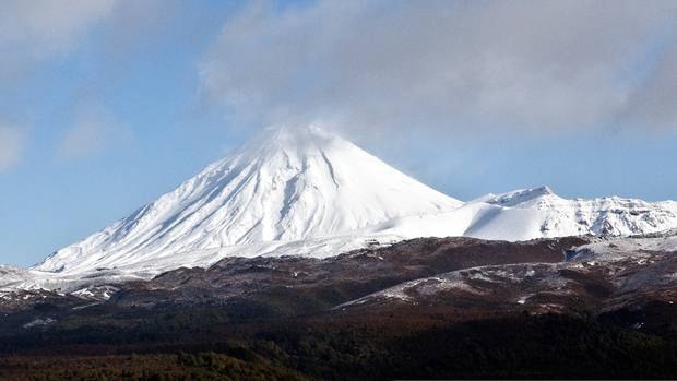 https://www.odt.co.nz/sites/default/files/story/2020/05/mount_tongariro_nzh.jpg