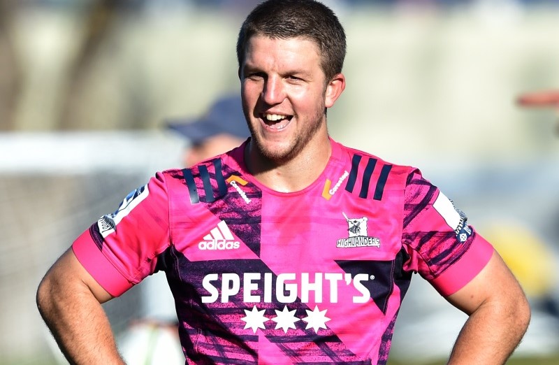 Highlanders store pink jersey