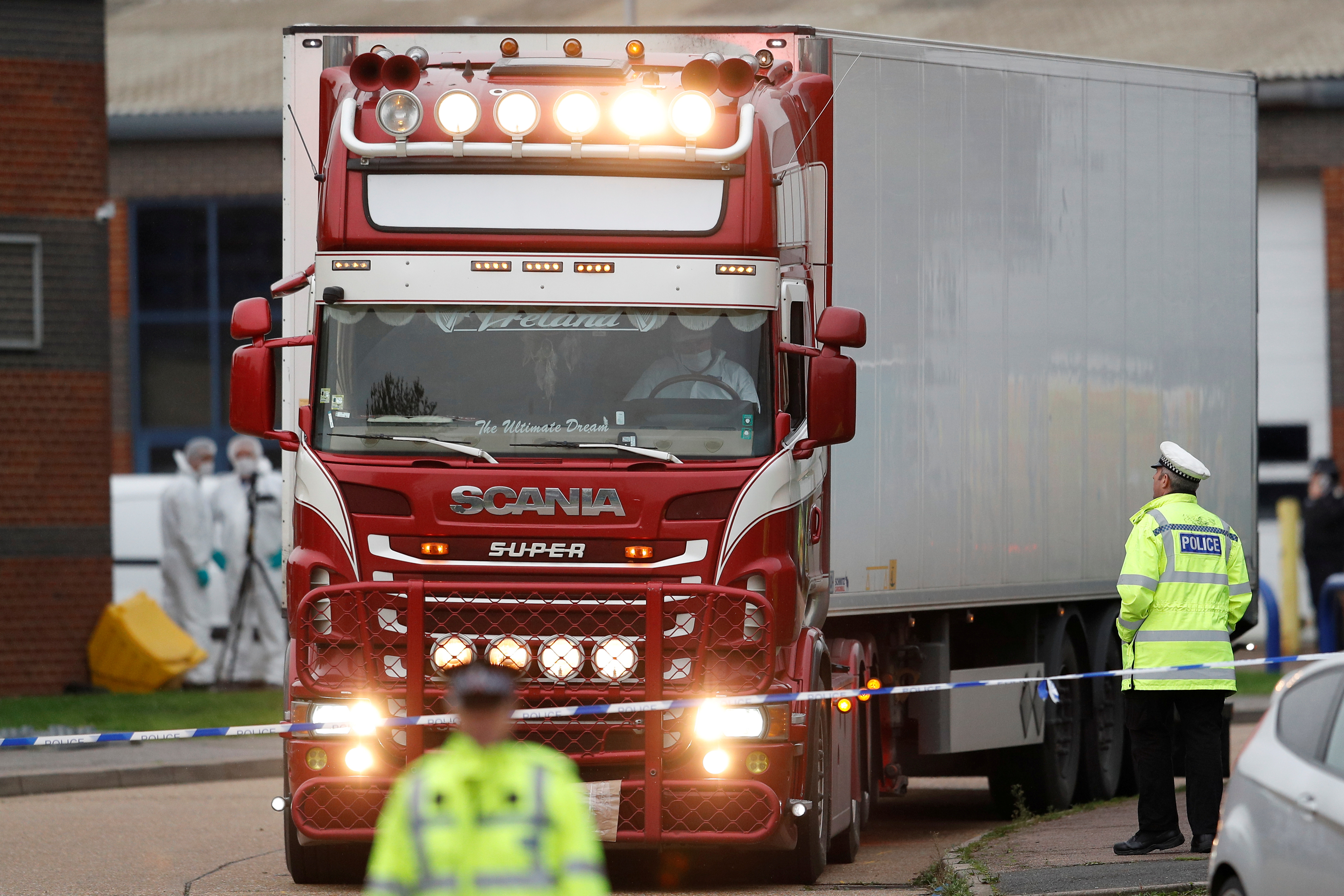 Тело 39. Lorry in great Britain.