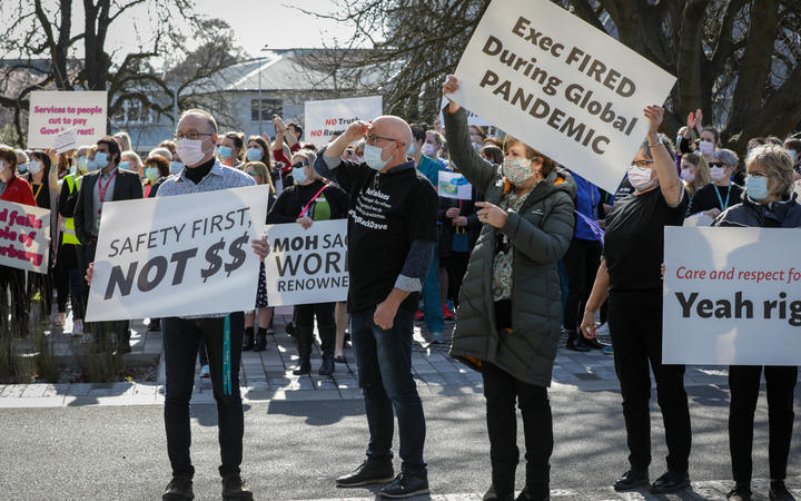 Hundreds of protesters gather outside of the CHB corporate office. Photo: RNZ / Nate McKinnon