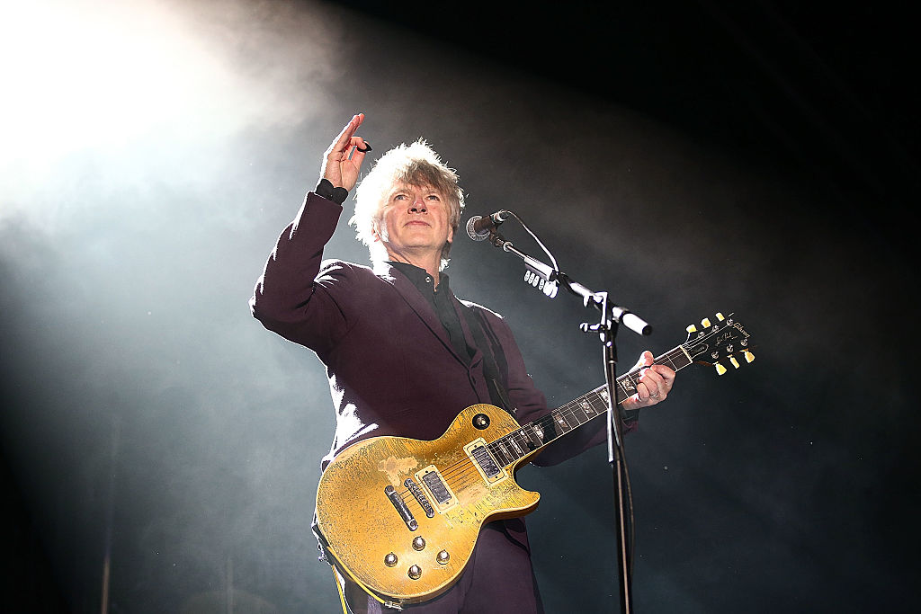 Neil Finn performs with Crowded House in Sydney in 2016. Photo: Getty