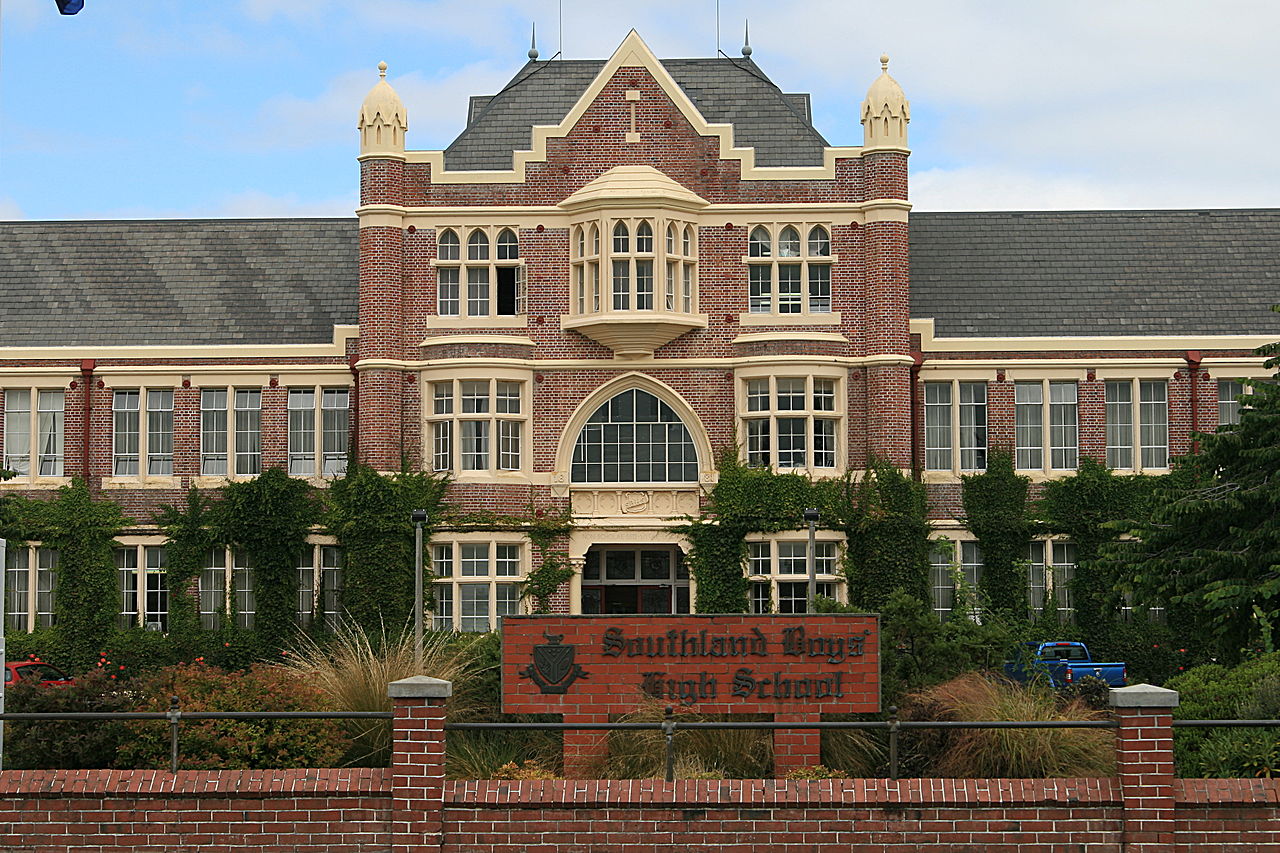 Southland Boys' High School.