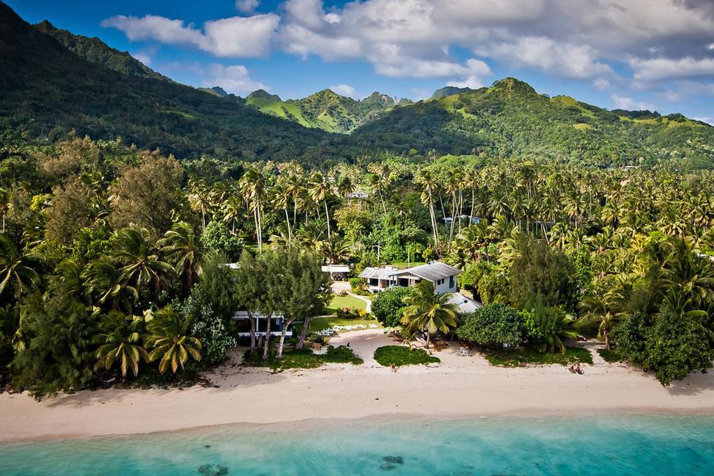 Kiwis will be able to travel to Rarotonga without going into quarantine from early next year....