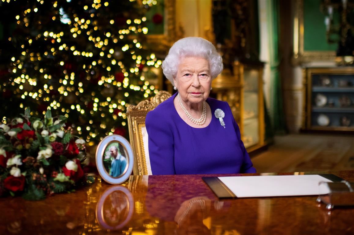 Queen Elizabeth II records her annual Christmas broadcast in Windsor Castle. Photo: Reuters