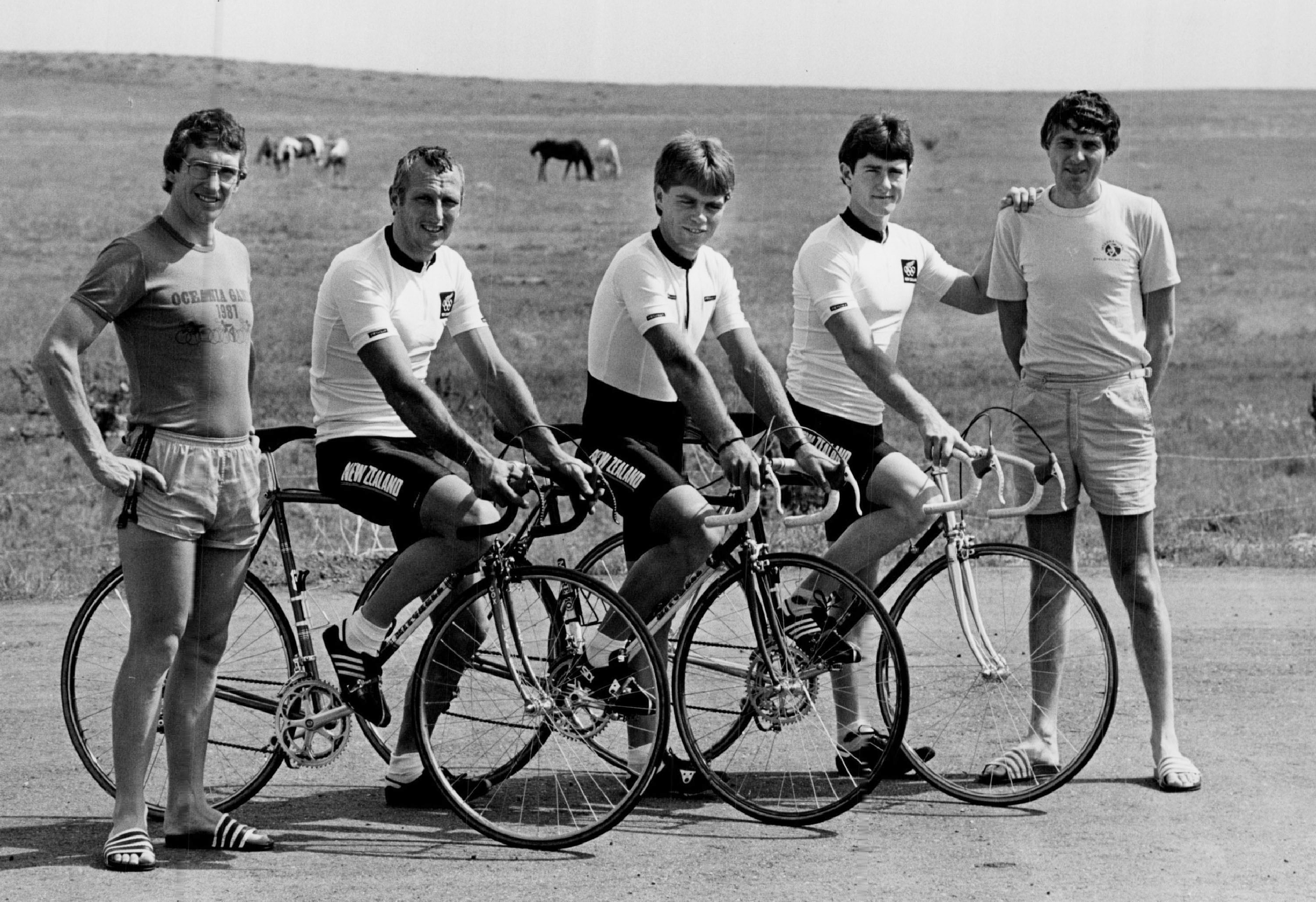 Fowler (second from right) with the 1984 Los Angeles Olympic team. Photo: Getty Images