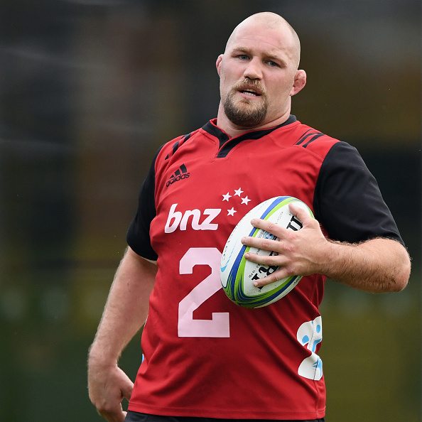 Former Crusaders prop Owen Franks has signed with the Hurricanes on a one-year deal for the 2022...