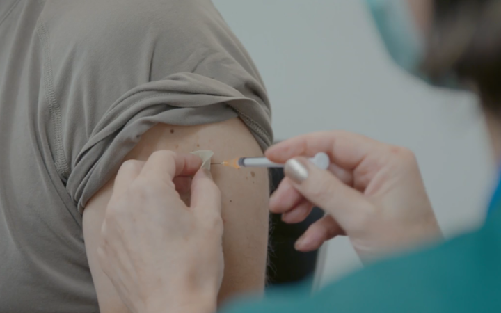 An MIQ or border worker getting the Covid-19 Pfizer vaccine. Photo: Supplied / Ministry of Health