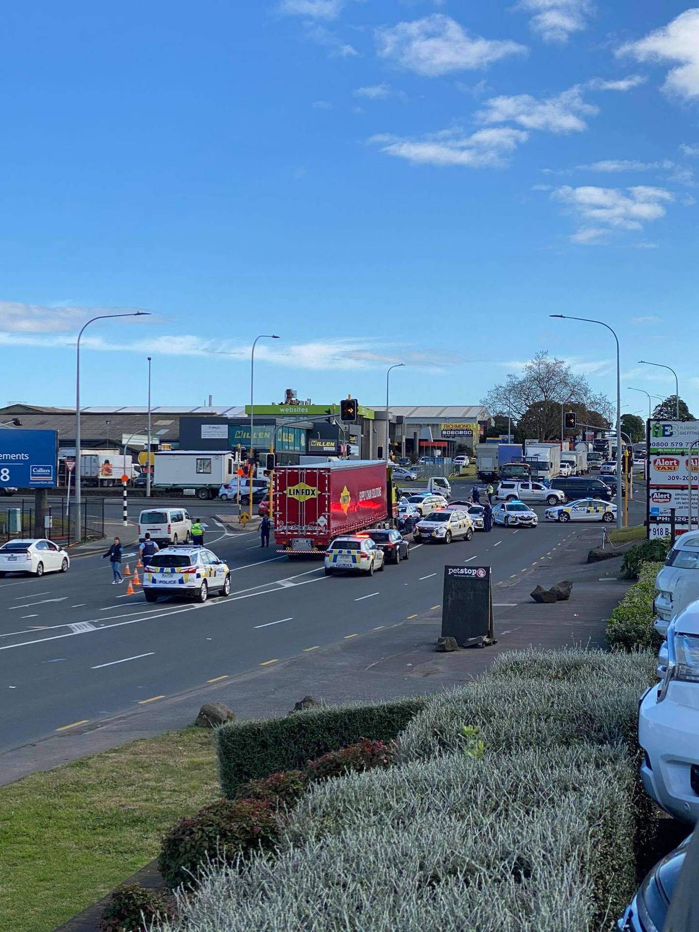 The huge police presence on Great South Rd after the major shooting incident yesterday. Photo:...