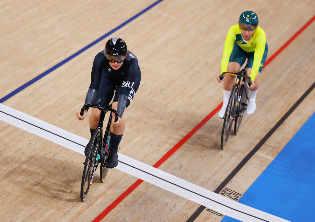 New Zealand's Ellesse Andrews (L) beat Australia's Kaarle Mcculloch in their sprint round of 32...