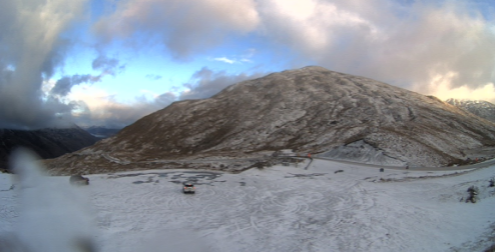 A snowy Crown Range early this morning. Photo: MetService