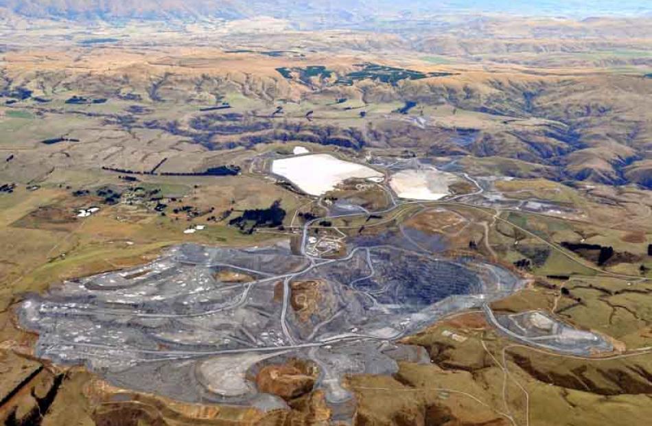 Parts of Macraes Mine are being deep cleaned today. File photo: Gerard O'Brien