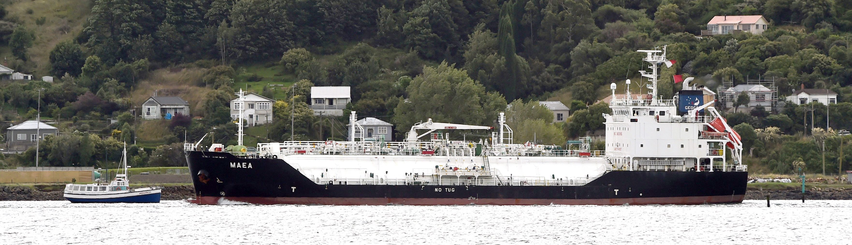 Monarch (left) makes way for lpg vessel Maea to pass in Otago Harbour near Ravensbourne yesterday...