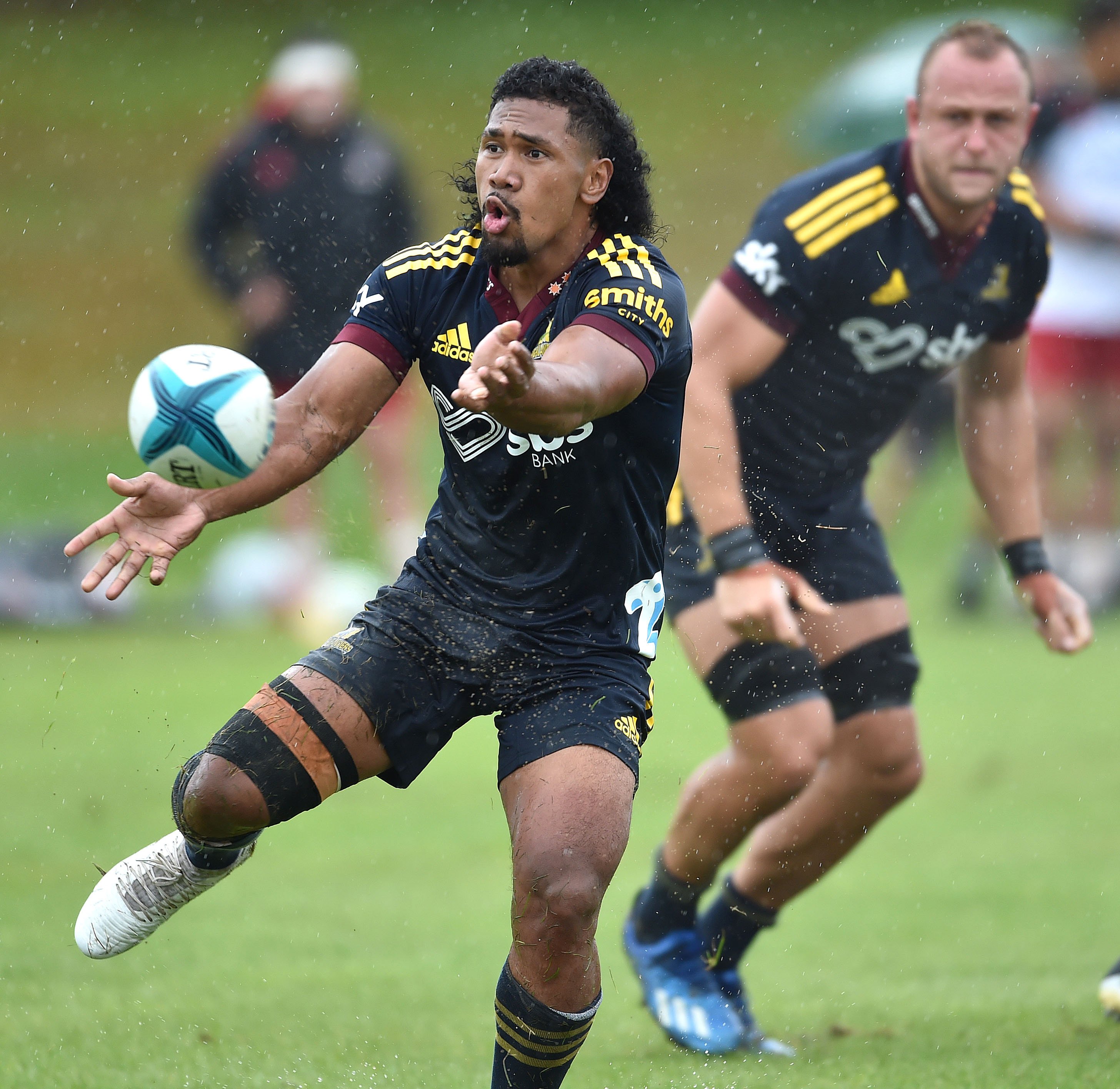 Highlanders halfback Folau Fakatava passes the ball during his side’s Super Rugby Pacific...