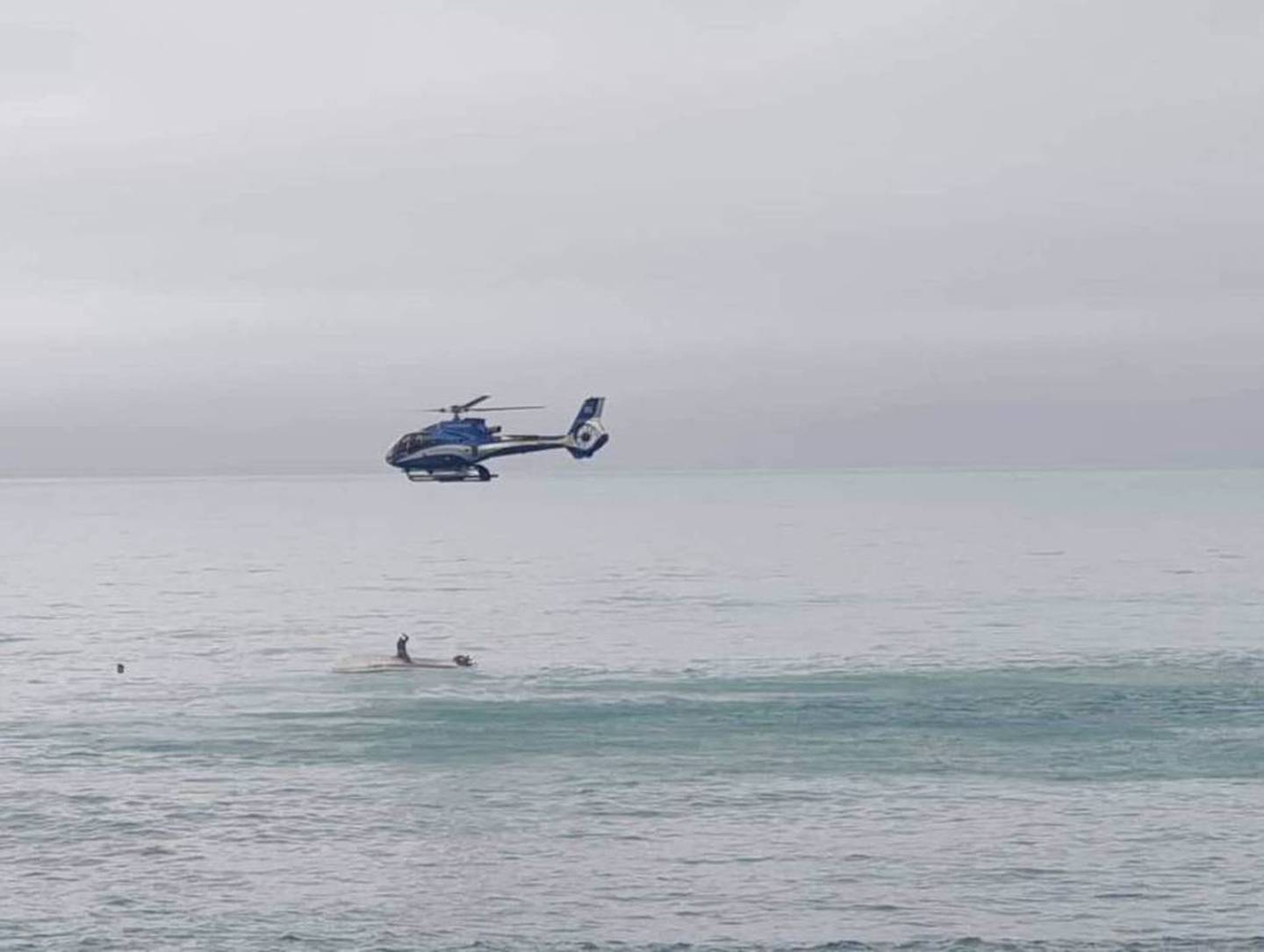 The incident unfolding in Goose Bay off Kaikoura. Photo: Supplied