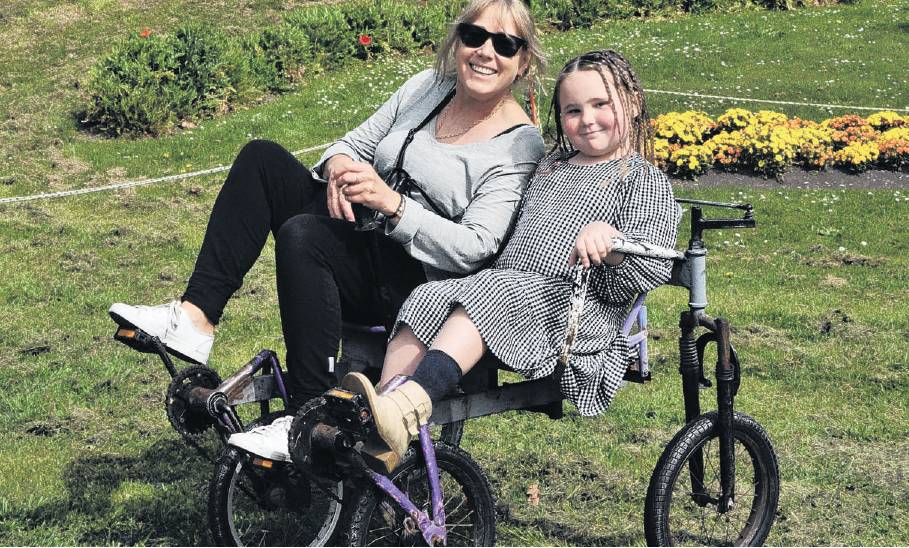 Party in the Park . . . Evette Lucas, of Kaiapoi, and her niece, Serenity (7) have fun at the...