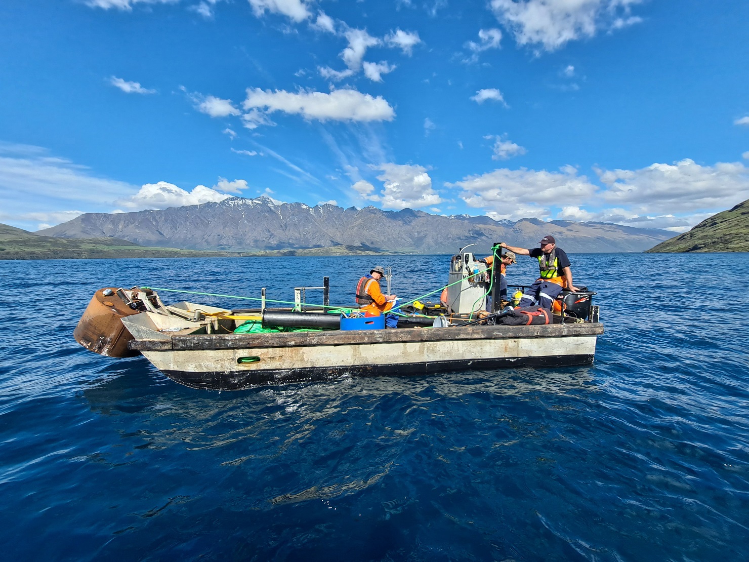 Work gets under way to put buoys on Lake Wakatipu and Lake Wanaka. Photo: Otago Regional Council