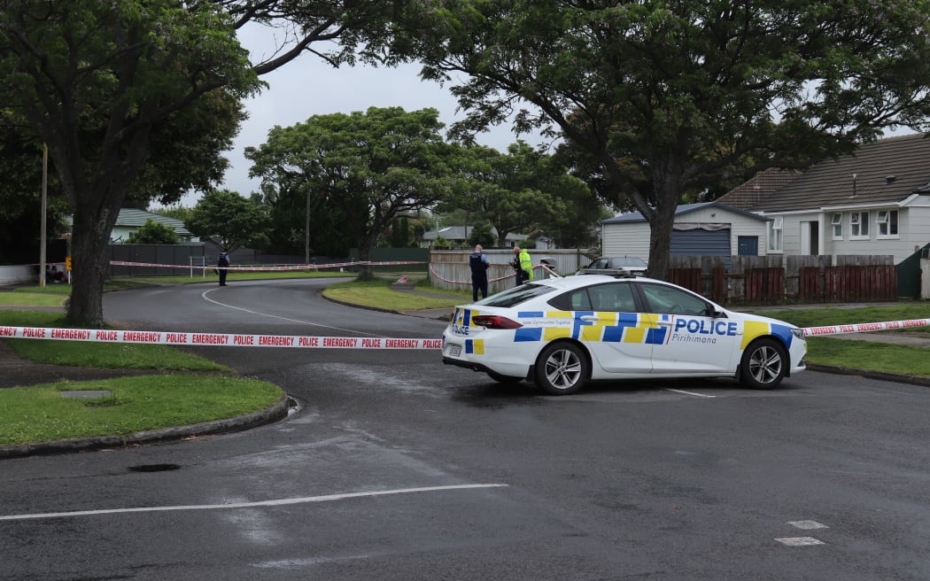 Police cordoned off the area where the woman's body was found. Photo: RNZ 