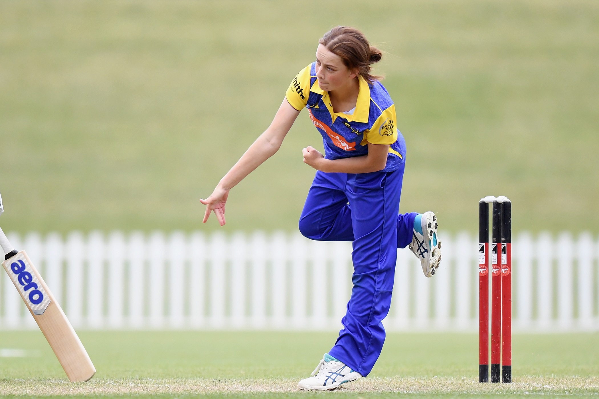 Carson bowls during her team’s Hallyburton Johnstone Shield match against Canterbury at Hagley...