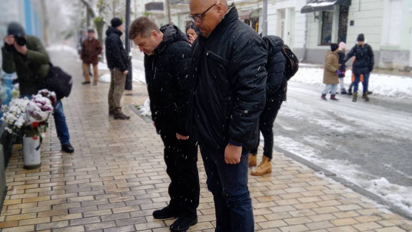 Defence Minister Peeni Henare at the Wall of Remembrance with Oleksandr Polishchuk, Deputy...