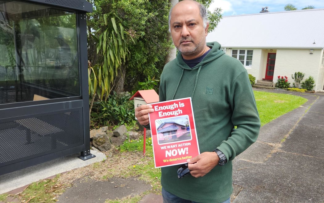 Dairy and Business Owners Group chairman Sunny Kaushal said more needs to be done about crime faced by dairy workers Photo: RNZ 