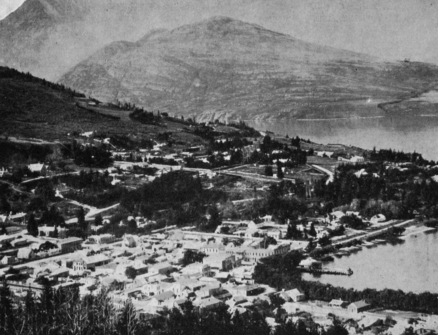 Queenstown, on the shore of Lake Wakatipu: 1900 acres, population 751. — Otago Witness, 20.3.1923