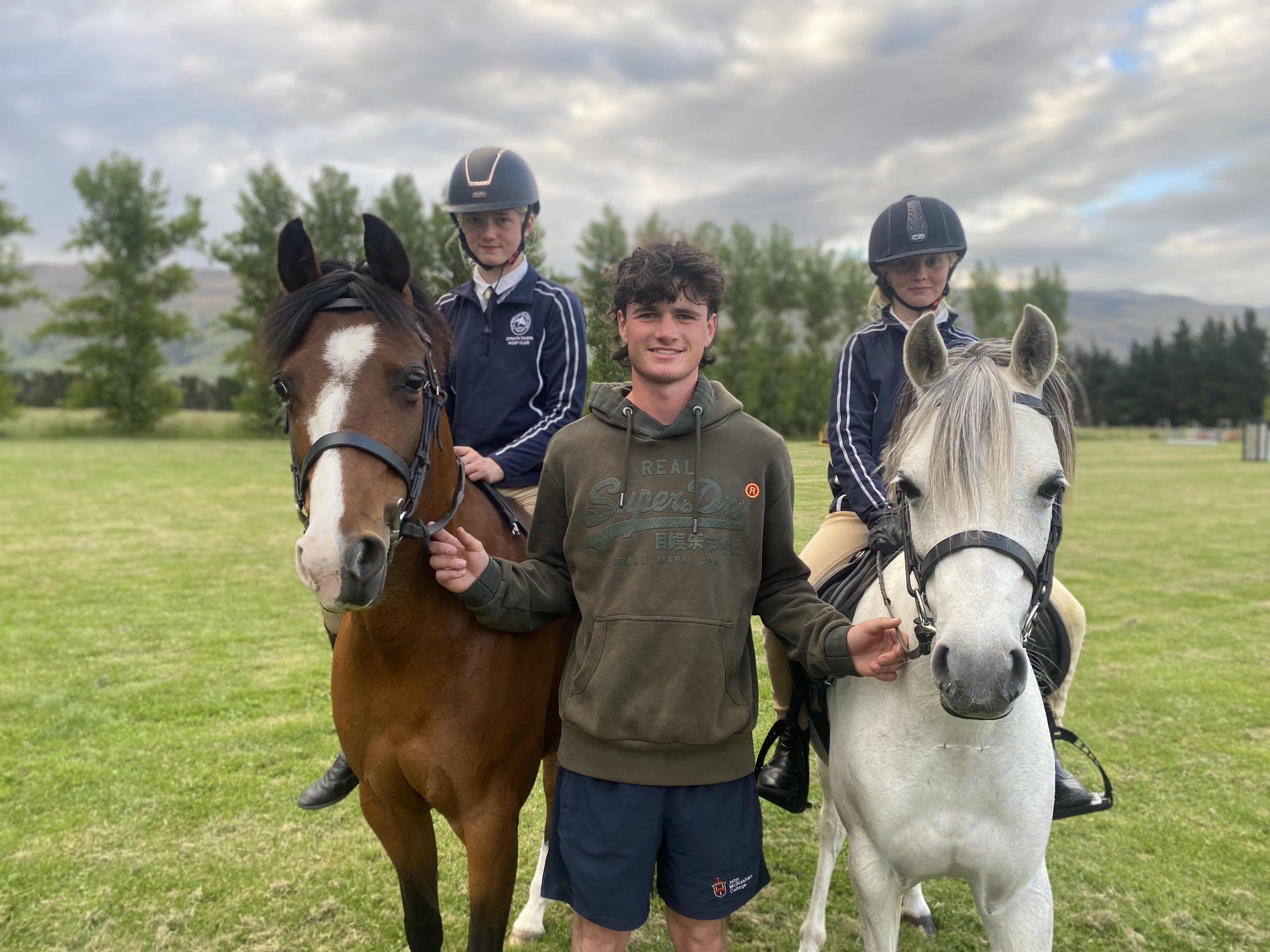 Teen riding high in showjumping | Otago Daily Times Online News