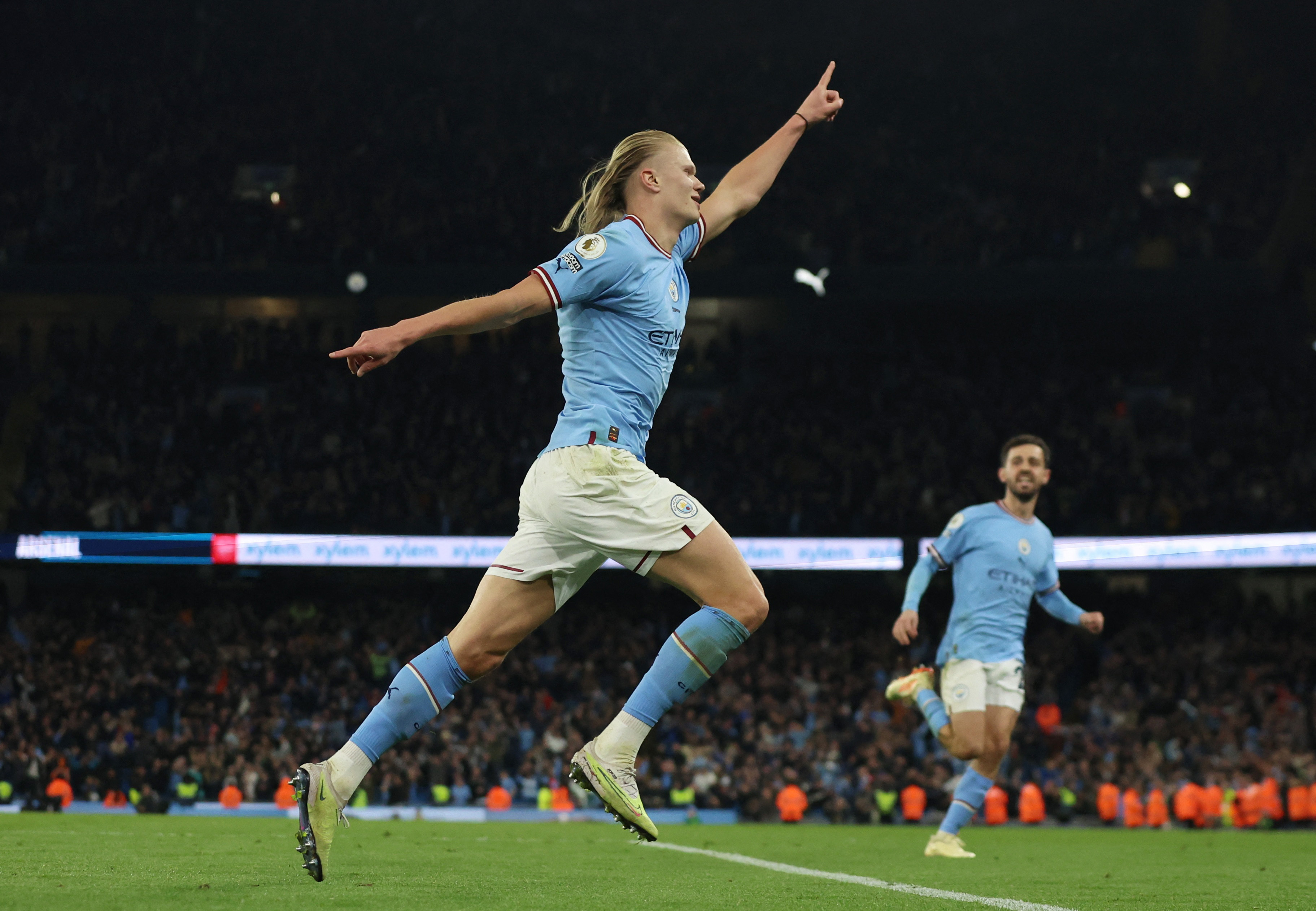 City thump Arsenal to take control of title race Otago Daily