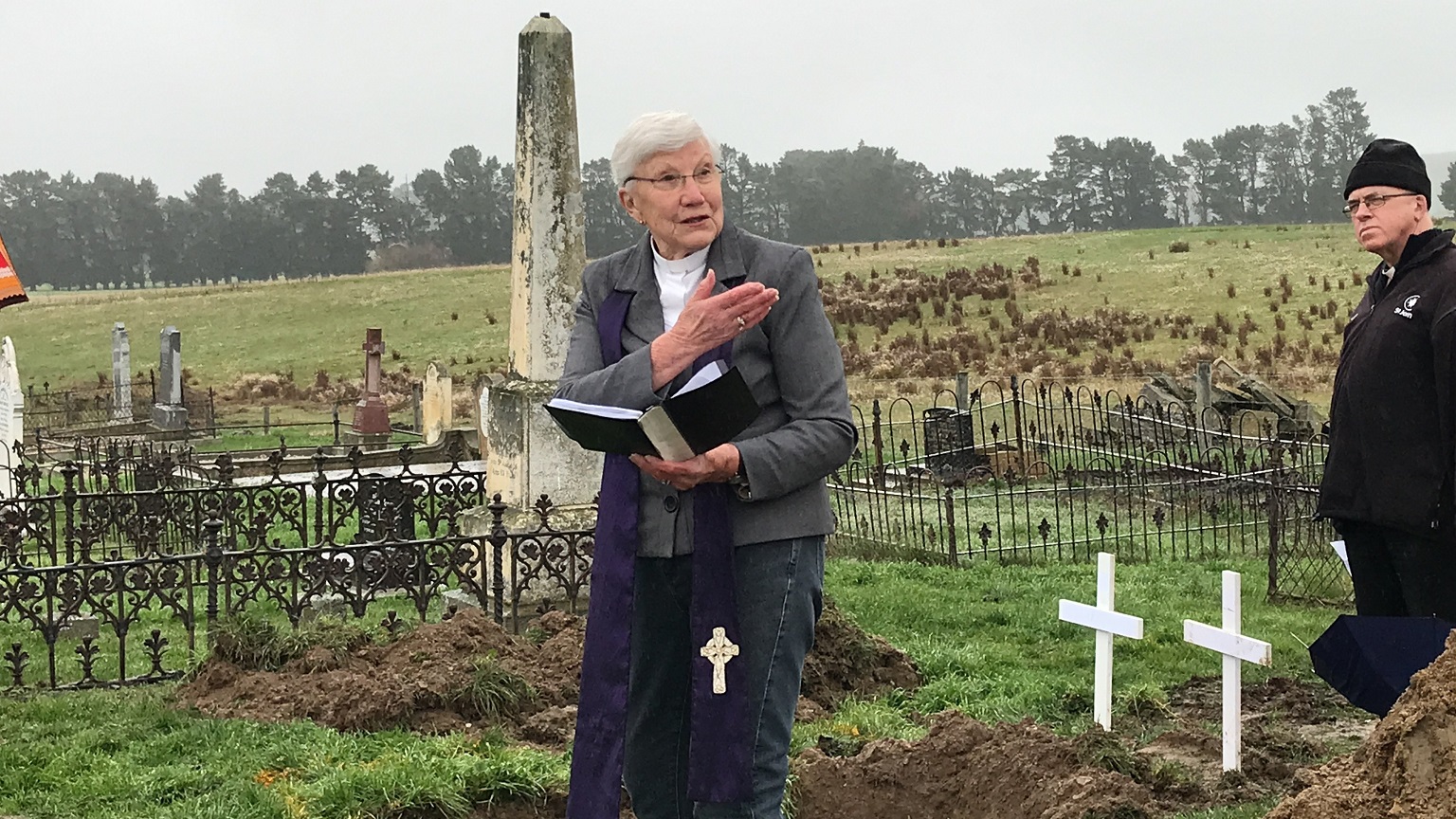 Rev Penny Sinnamon of Omakau, with Dunstan Parish vicar, Rev Craig Smith at Drybread Cemetery....