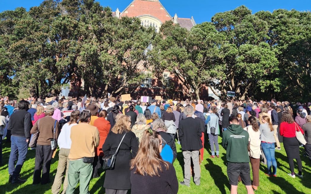 Staff and students rally at Victoria University on Tuesday. Photo: RNZ/John Gerritsen