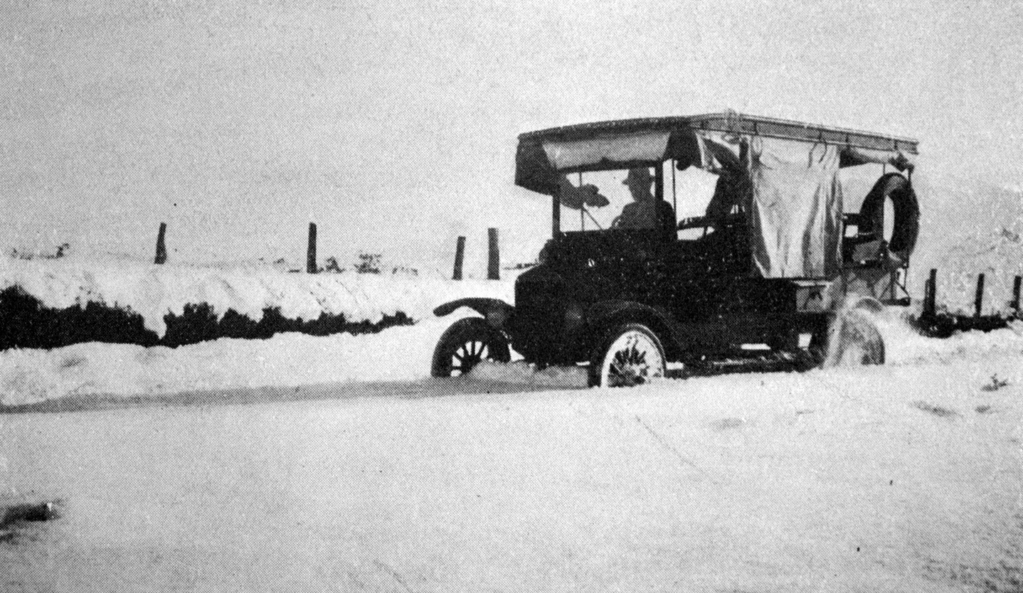 The mail coach leaves Arrowtown on snow-covered roads for Cromwell. — Otago Witness, 21.8.1923 