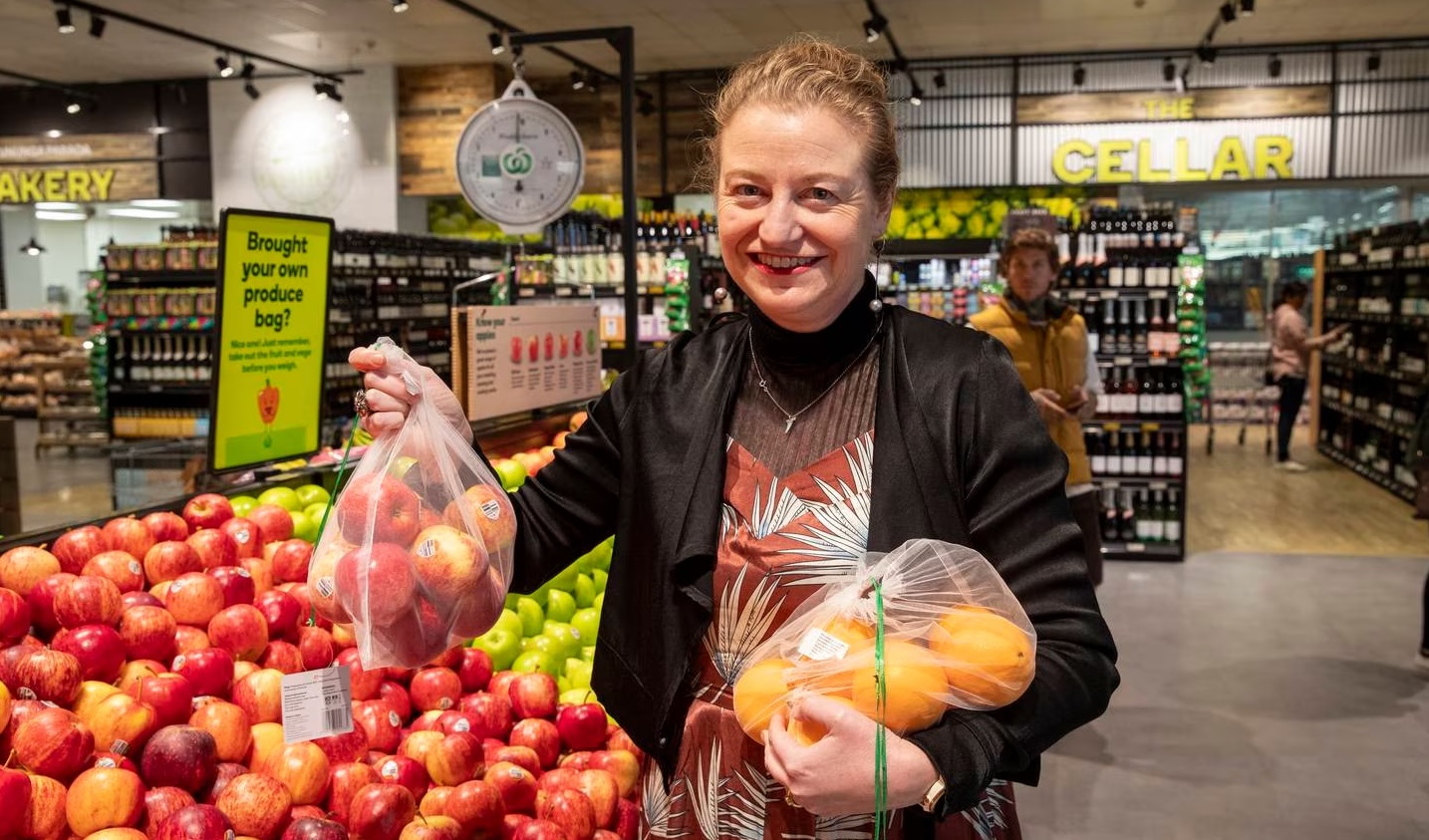 Associate Environment Minister Rachel Brooking with the new reusable fruit and vege bags at Countdown in Newtown, Wellington. Photo: NZ Herald