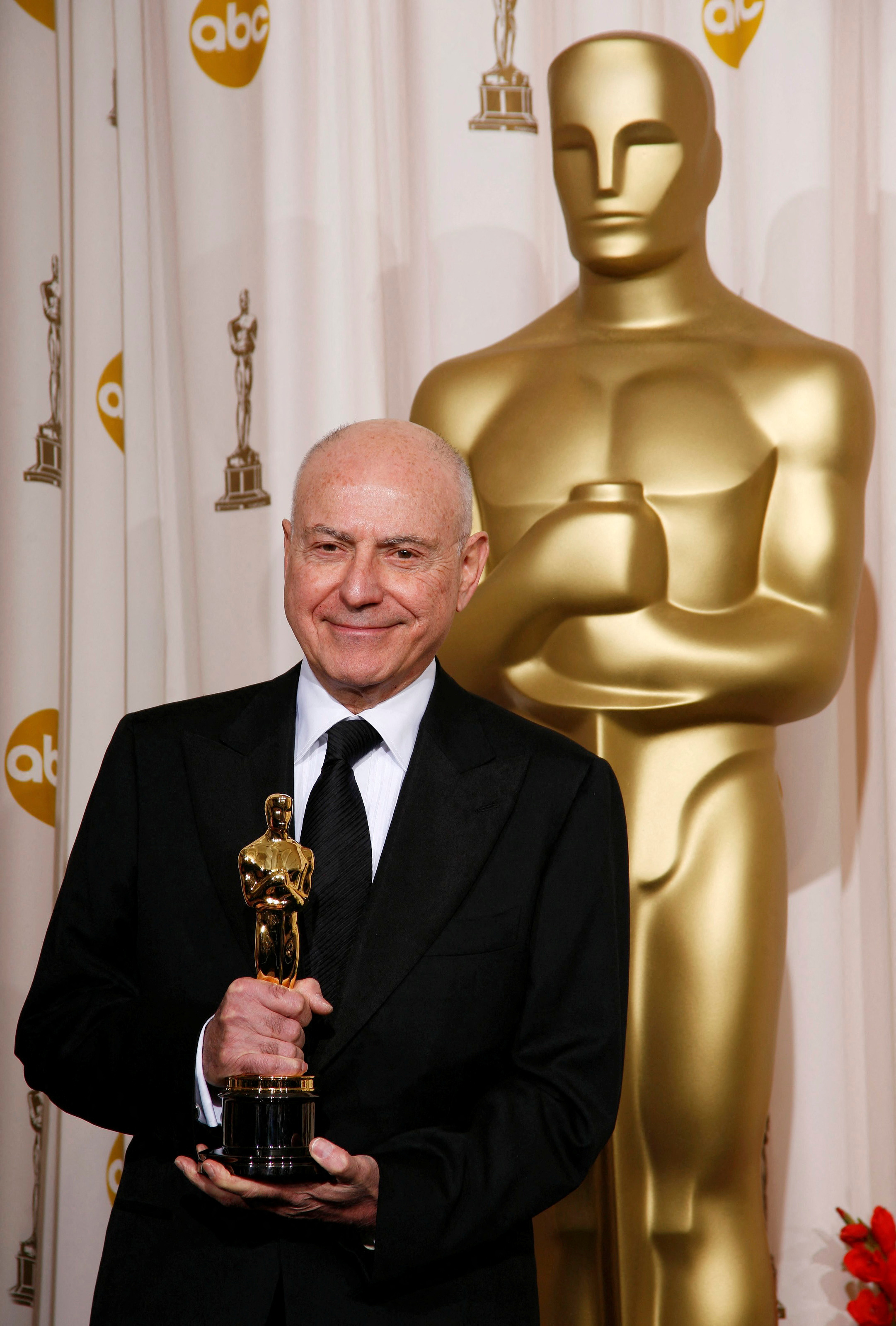 Alan Arkin, star of 'Little Miss Sunshine' and 'Get Smart,' dies