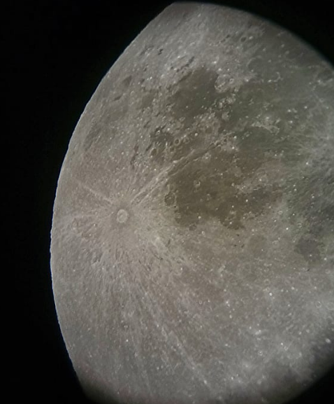 Sam Hall described the view from his telescope as "breathtakingly clear". Photo: Sam Hall