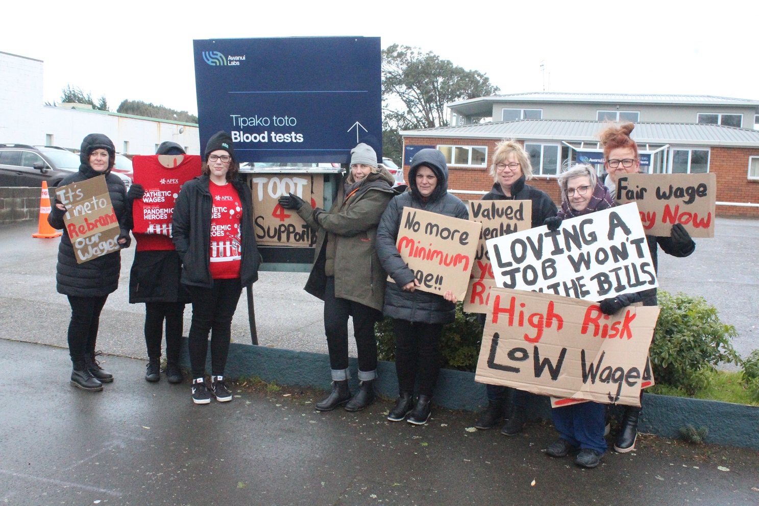 Phlebotomists for the laboratory picket outside their workplace in Invercargill. Photo: Ben Tomsett