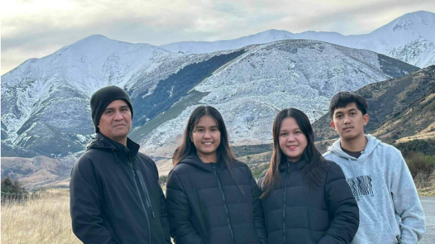 Ghomer Dulay, Khatricia Dulay, Christine Joy Dulay and Ian Dulay.