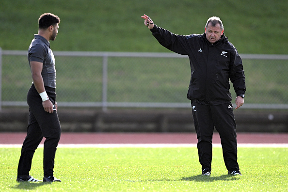 Richie Mo'unga and Ian Foster. Photo: Getty Images