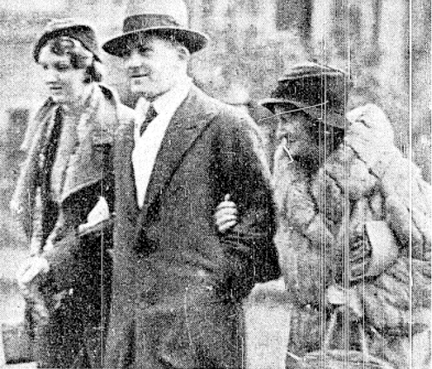 Elizabeth Fraser, right, and Elizabeth's brother, Allan Walton, with the murdered man's daughter...